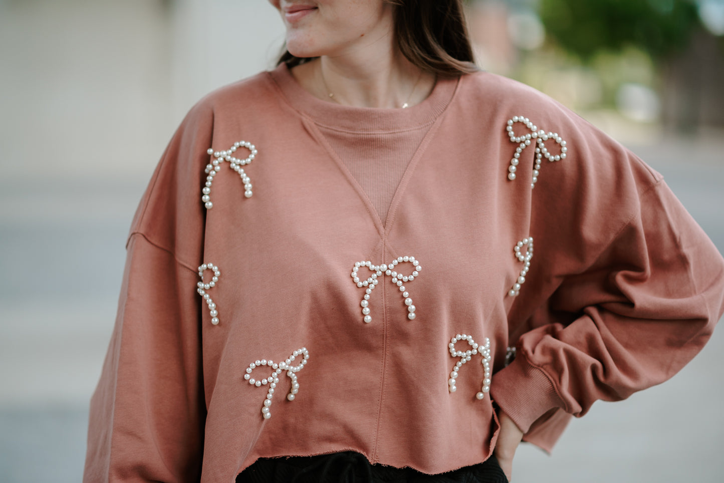 Pearl Bow Embellished Cropped Sweatshirt